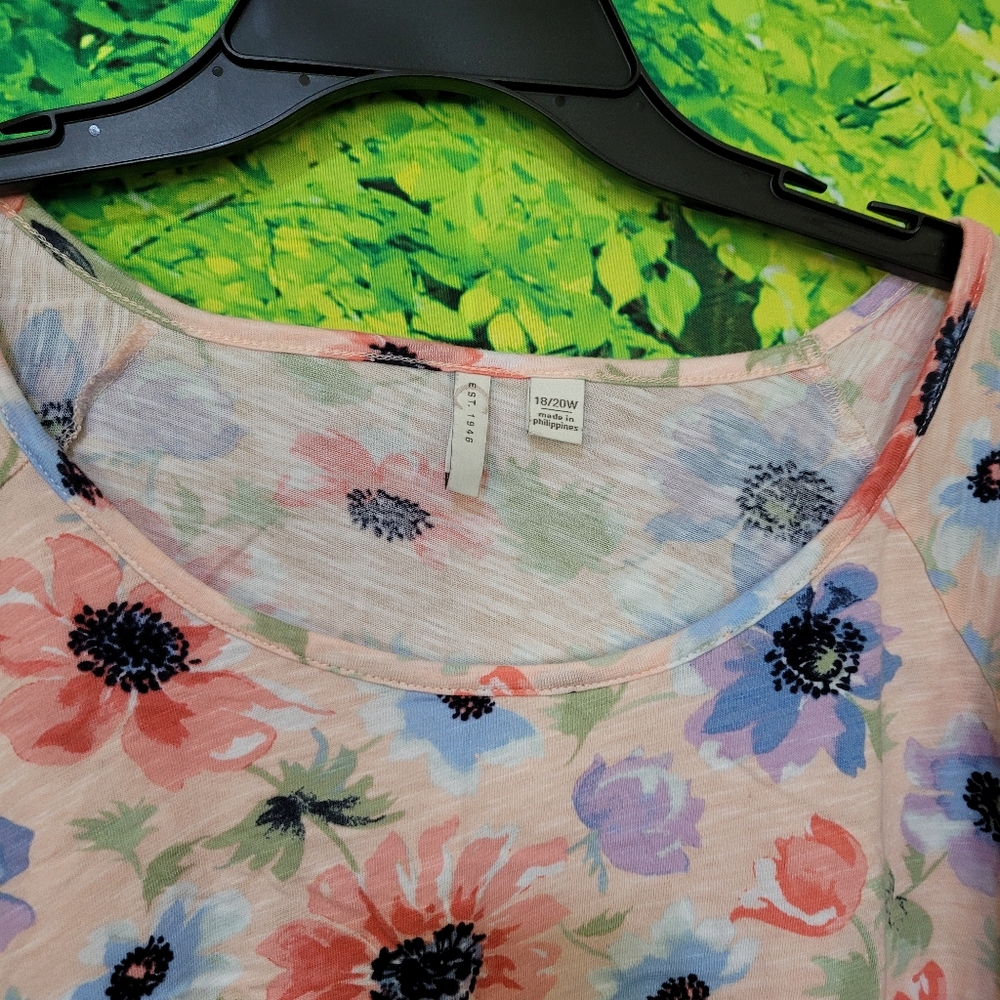 (3327-3) EST 1946 Top, 18/20W. Pink/purple, - Picture 2 of 7